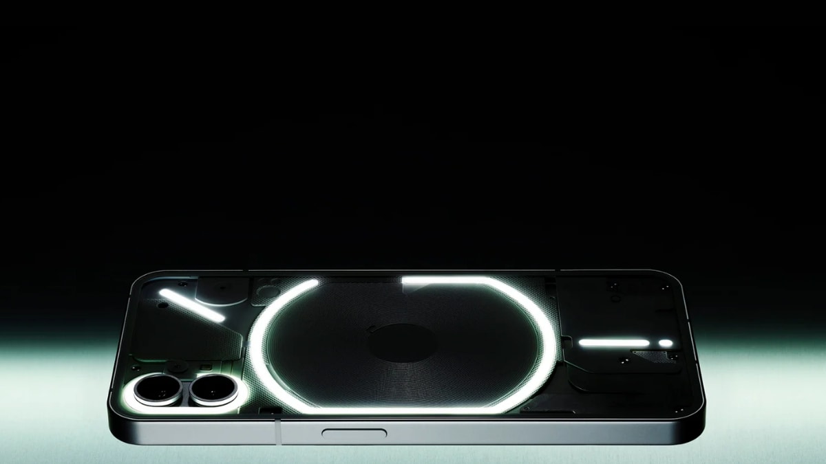 You are currently viewing Nothing Phone 3 Rear Panel Design Teased; Suggests Departure From Signature Glyph Design